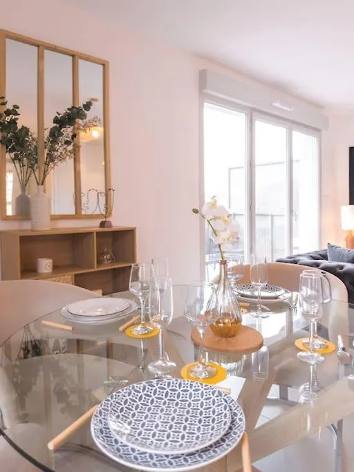 Superbe Appartement 2 Chambres - Parking Gratuit Bourg-en-Bresse 0*,