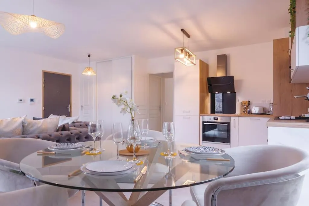 Superbe Appartement 2 Chambres - Parking Gratuit Bourg-en-Bresse