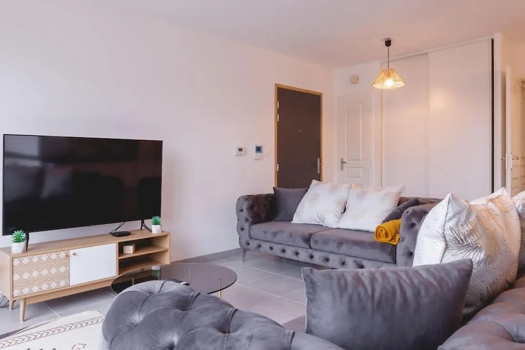 Superbe Appartement 2 Chambres - Parking Gratuit Bourg-en-Bresse