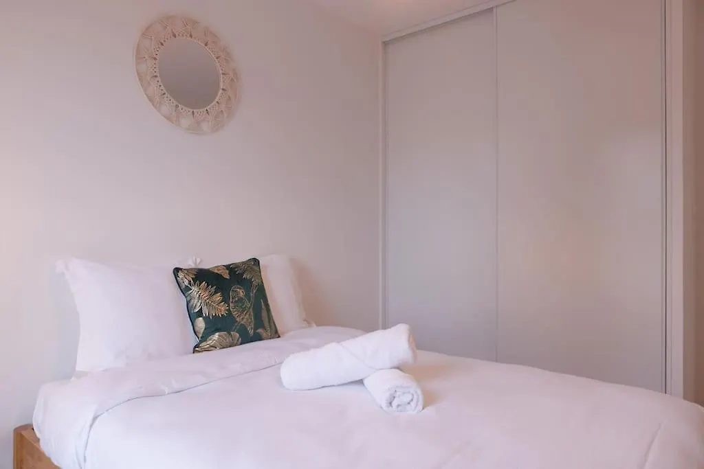 Superbe Appartement 2 Chambres - Parking Gratuit Bourg-en-Bresse